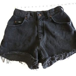 Lee black denim cutoffs sz 24